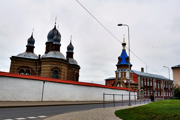 Zwiebelturmkirche von Jekabpils in Lettland