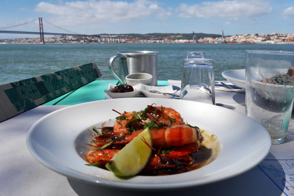 Meeresfrüchte in einem Restaurant in Lissabon