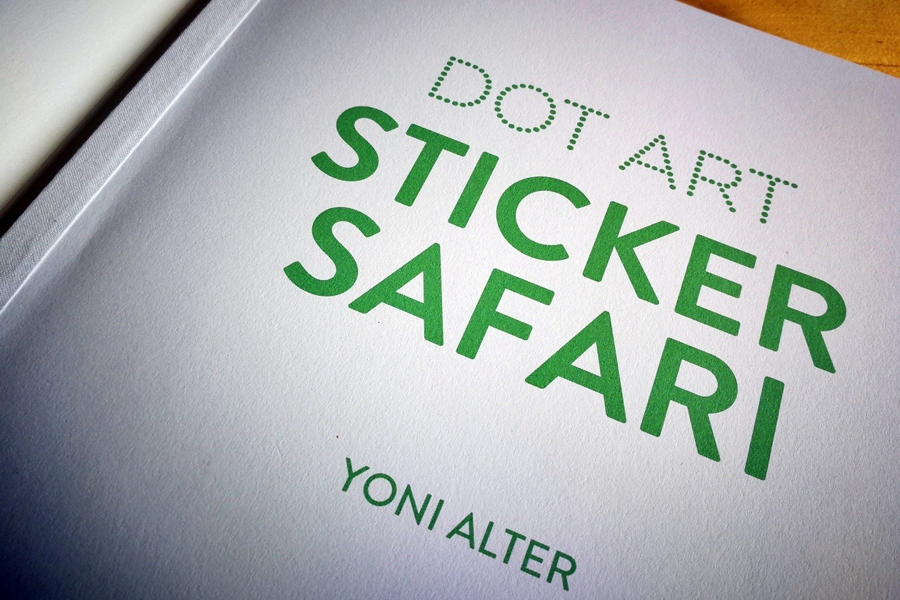 Blick ins Buch Dot Art: Sticker Safari