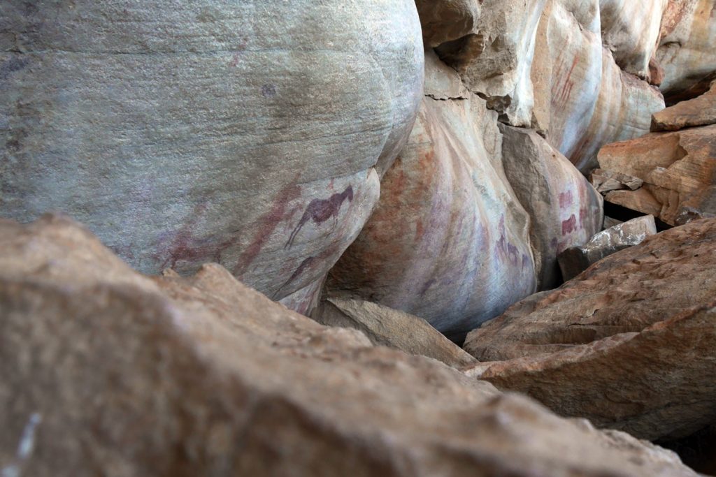 Felsmalerein auf dem Sevilla Rock Art Trail in den Cederbergen
