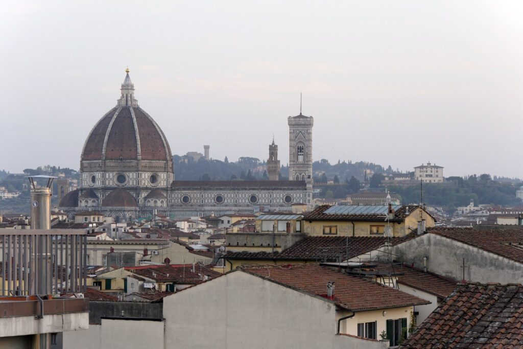 Blick über die Dächer von Florenz auf unserer Reise durch die Toskana.
