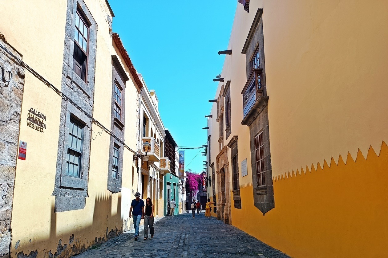 Straßenzug in La Vegueta, der Altstadt von Las Palmas.