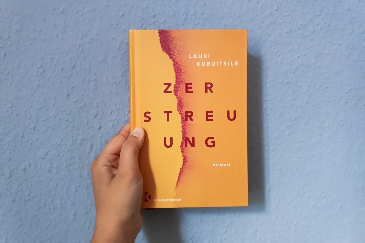 Cover des Buches Zerstreuung von Lauri Kubuitsile