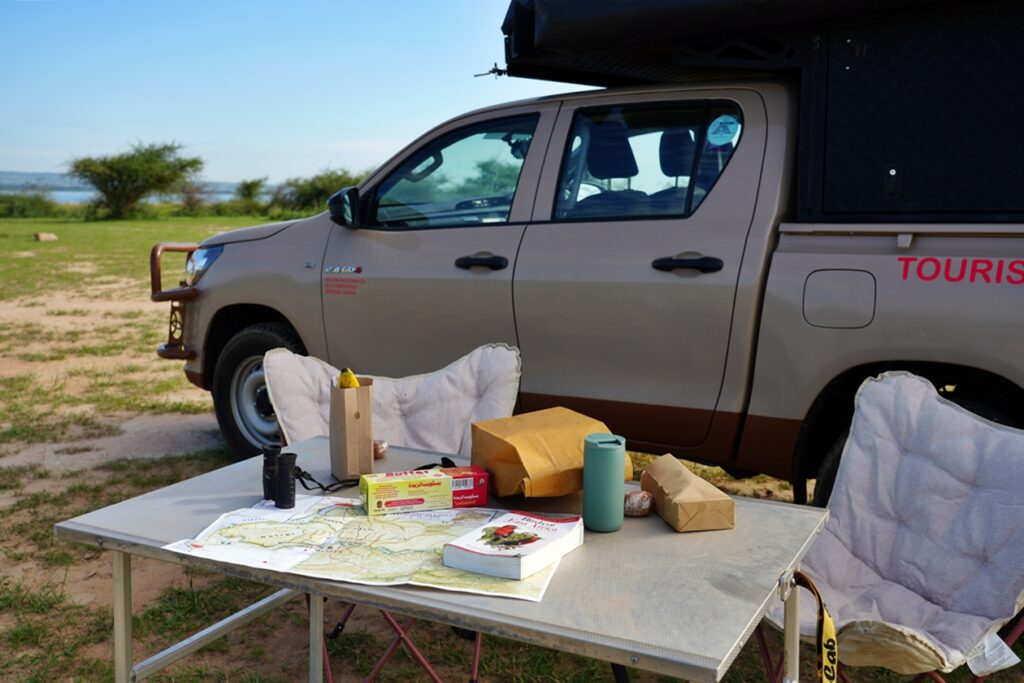Frühstück vor dem Camper am Delta Point im Murchison Falls Nationalpark